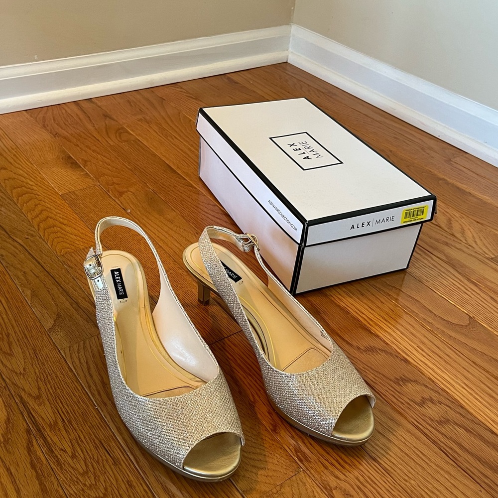 Alex Marie size 9.5 glittery peep toe evening heels
